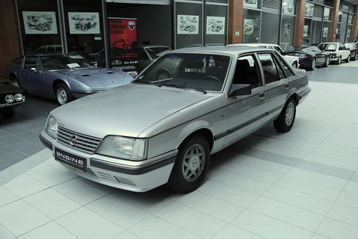 Opel Senator A 3.0 CD