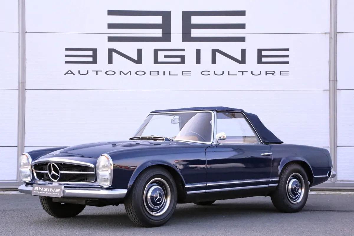 Mercedes-Benz 230 SL Pagoda