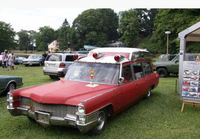 Cadillac Royal Ambulance by S& 1965