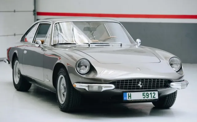 Ferrari 365 GT 2+2 1970