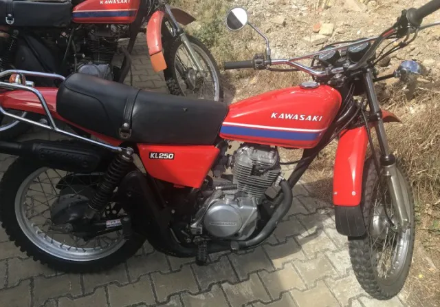Kawasaki KL 250 A 1979