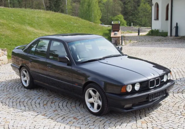 BMW M5 E34 M5 1990 prodáno 1990