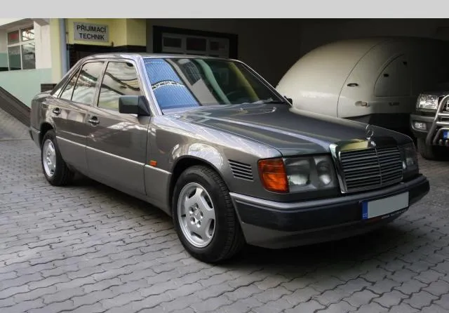 Mercedes-Benz 250 124 250 D Turbo 1990
