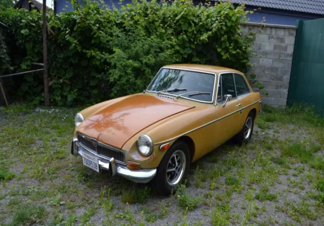 MG MGB GT 1800 1973