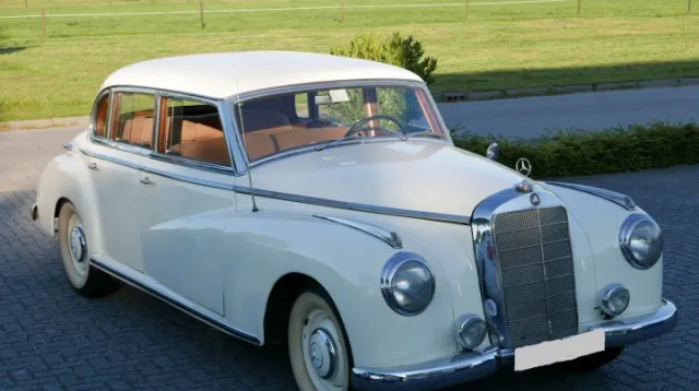 Mercedes-Benz 300 W 186 1952