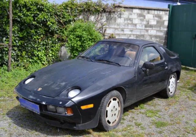 Porsche 928 4.5 V8 MANUÁL 1982