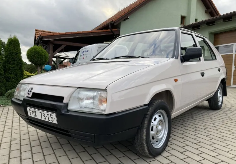 Škoda Favorit 136L LUX 1990