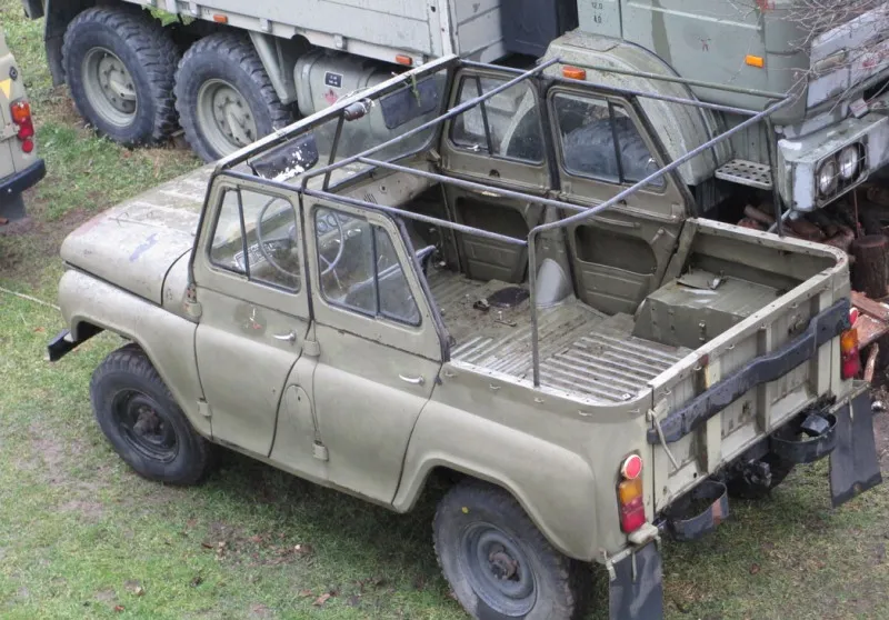 UAZ 469 CHemik 1981