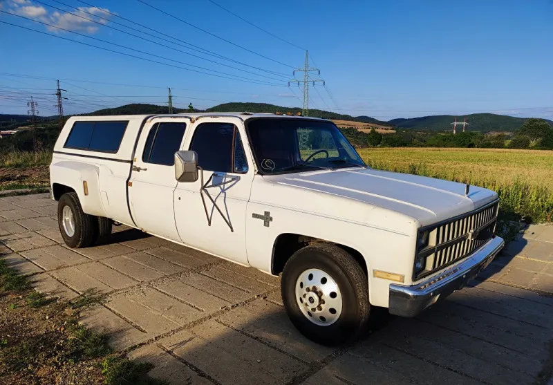 Chevrolet C/K C30 Silverado 1982