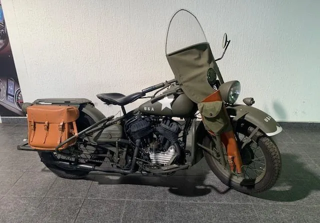 Harley-Davidson W WLC 1944