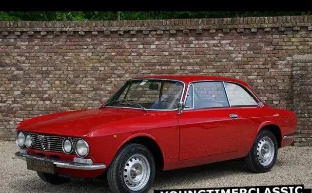 Alfa Romeo GT 1300 Junior 1975