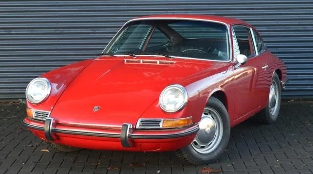 Porsche 912 SWB z třemi budíky 1965