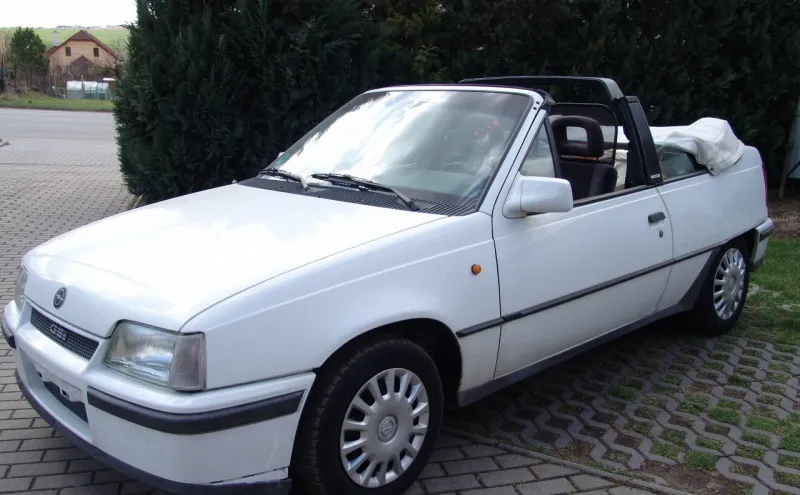 Opel Kadett Cabrio Bertone 1993