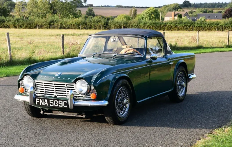 Triumph TR4 LHD (1) 1965
