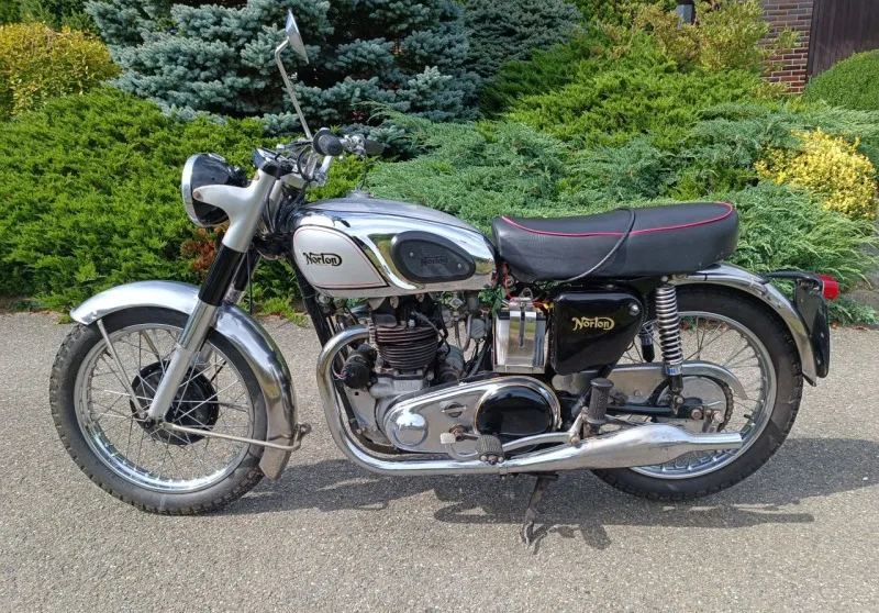 Norton Dominator 1953