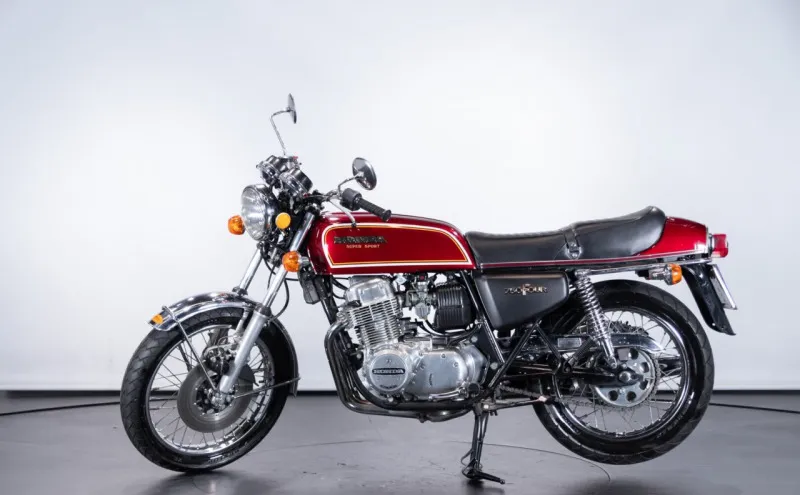 Honda CB 750 FOUR 1976