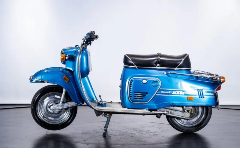 KTM PONNY II SUPER IV DELUXE SCOOTER 1977