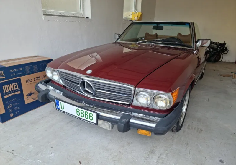 Mercedes-Benz SL R107 450 1980