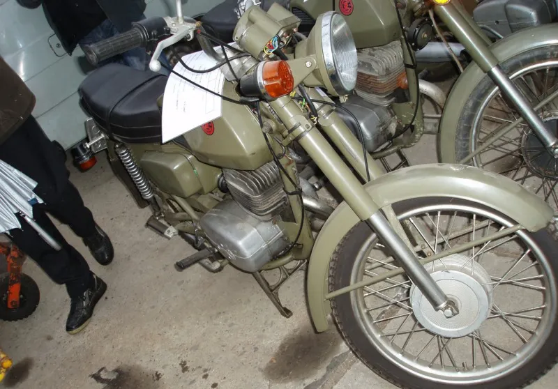 ČZ 175 typ 487 1987