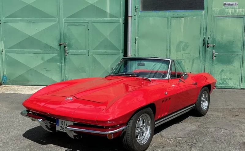 Chevrolet Corvette C2 Sting Ray 1965