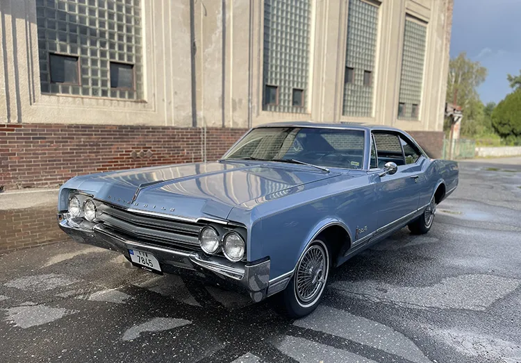 Oldsmobile 88 Delta 88 1965