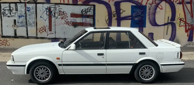 Nissan Bluebird 1990