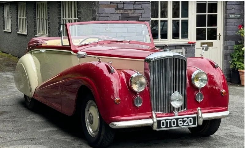 Bentley Mark MKVI 'Big Bore' Park (4) 1952