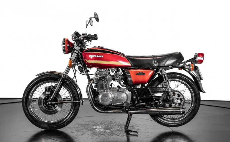 Kawasaki KZ K4 KZ 400 1976