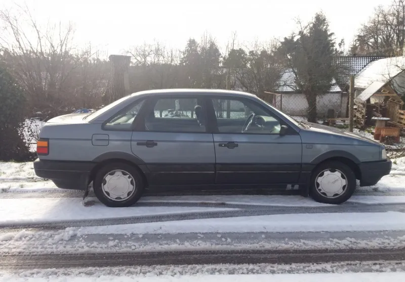 Volkswagen Passat RP 1988