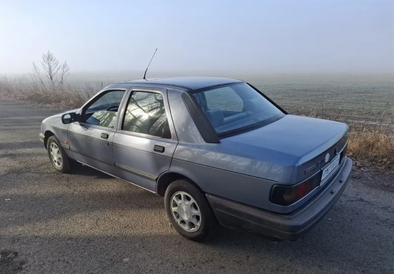 Ford Sierra Ghia 1990