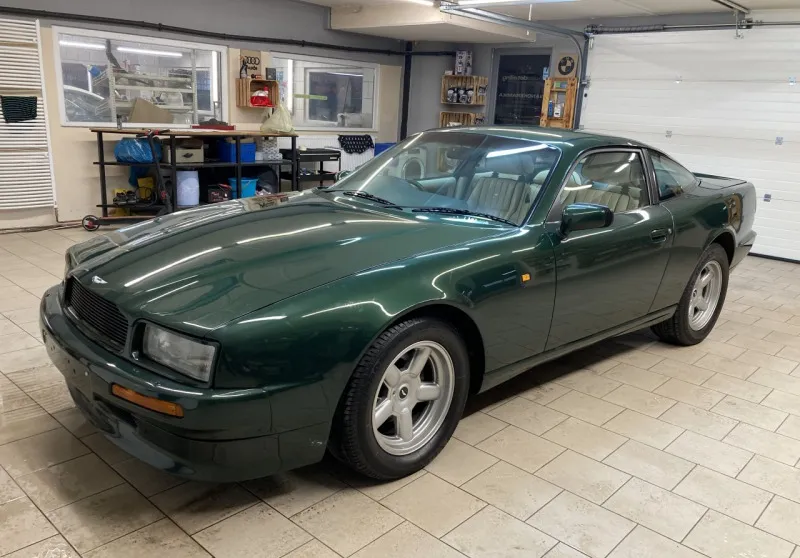 Aston Martin Virage 1991