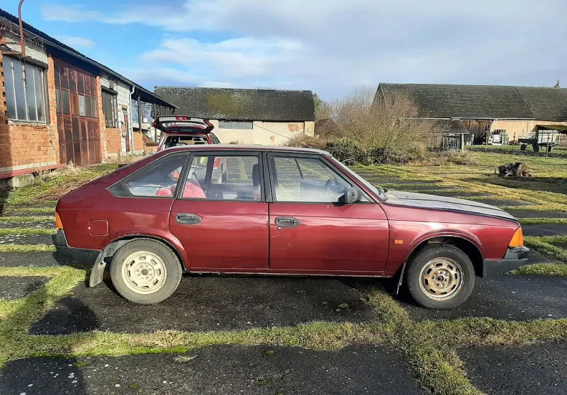 Moskvič 2141 Aleko 1990