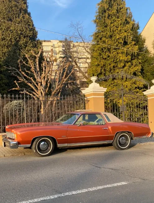 Chevrolet Monte Carlo Landau Yacht 1975