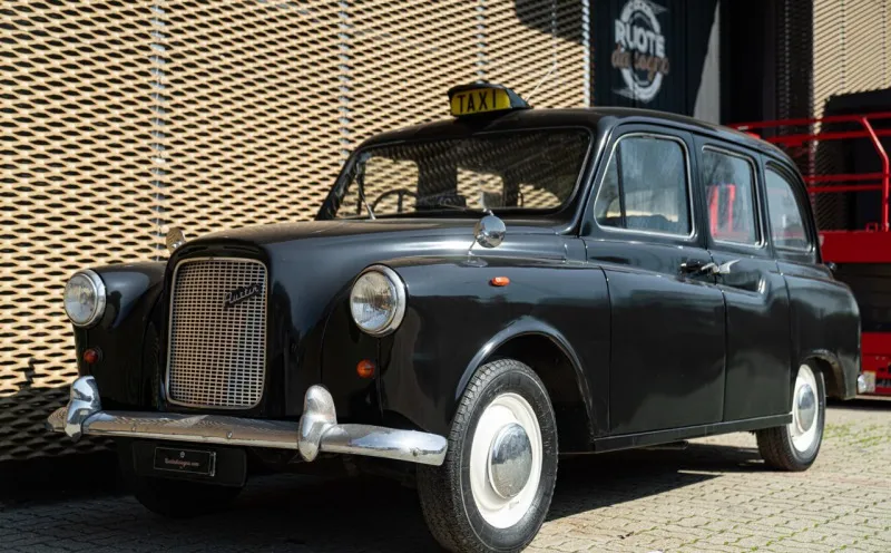 Austin FX4 "LONDON TAXI" 1961