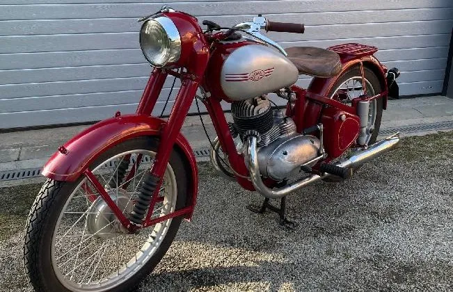 Jawa 250 Pérák FJ 1954