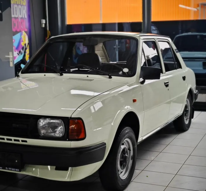 Škoda 105 L 1985