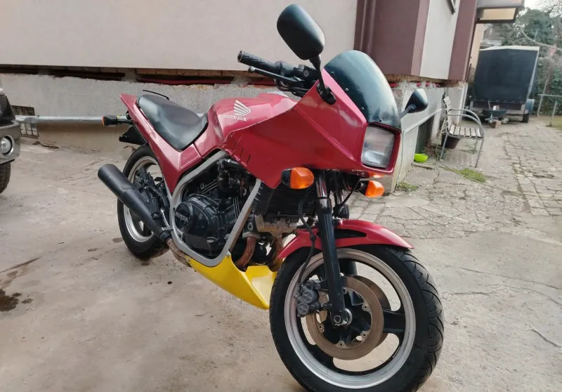 Honda VF 500 interceptor 1984