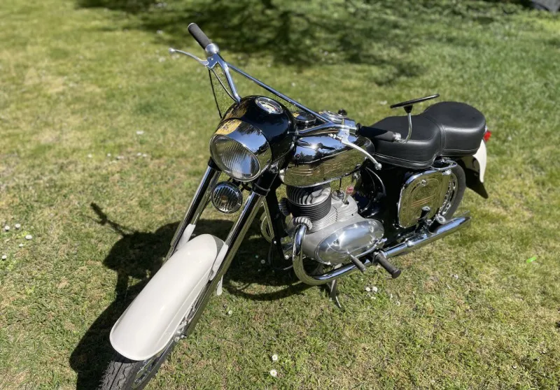 Jawa 250 kývačka 1958