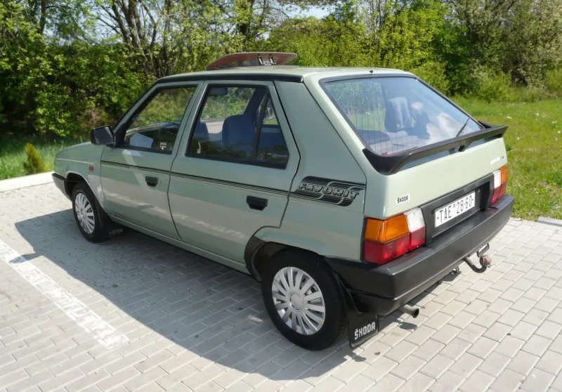 Škoda Favorit 136 Lux 1990