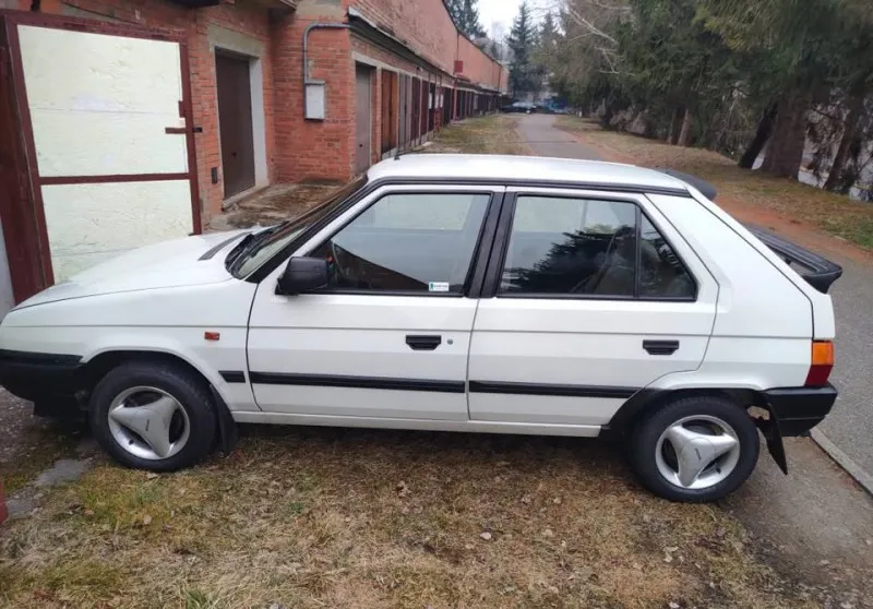 Škoda Favorit 135 LS 1990