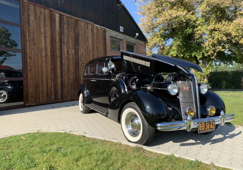 Buick Century Series 60 1937