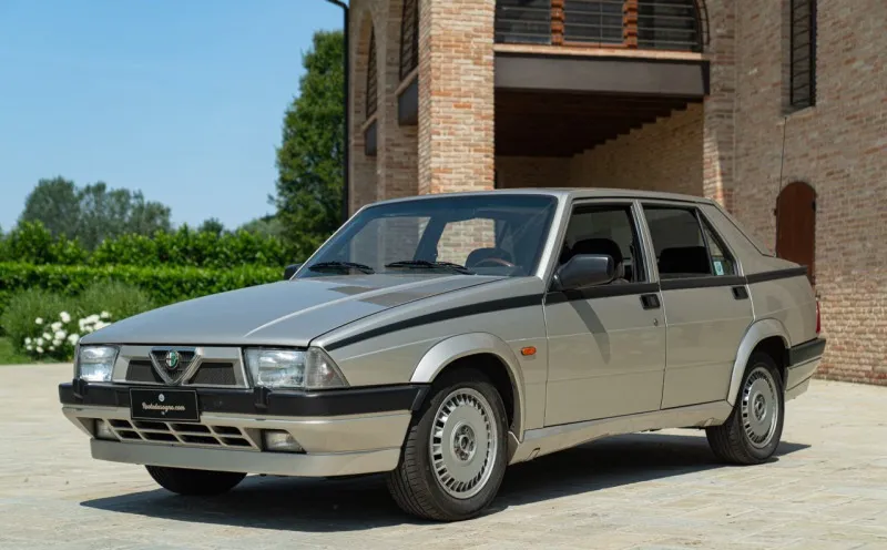 Alfa Romeo 75 2.0 1989