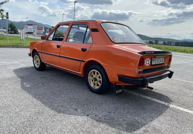 Škoda 105 105GL 1981
