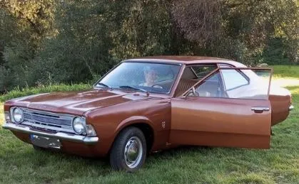 Ford Cortina dvoudvéř 1974