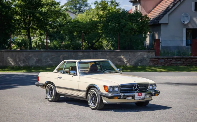 Mercedes-Benz 560 SL R107 1986