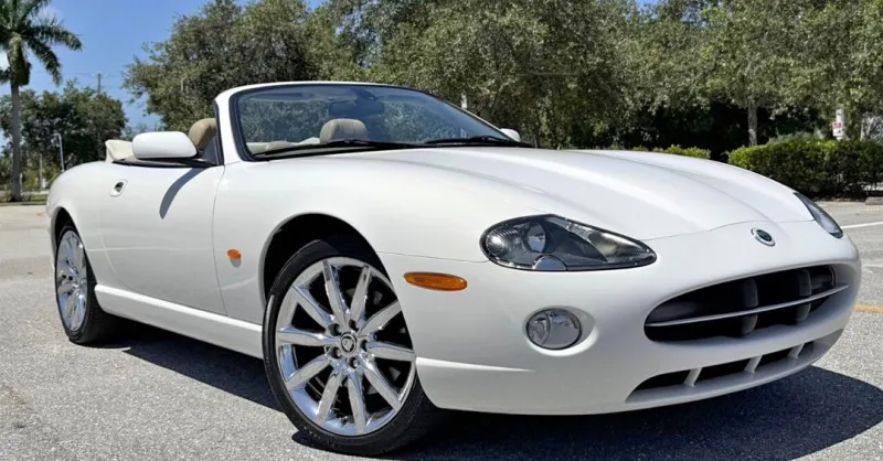 Jaguar XK8 2005