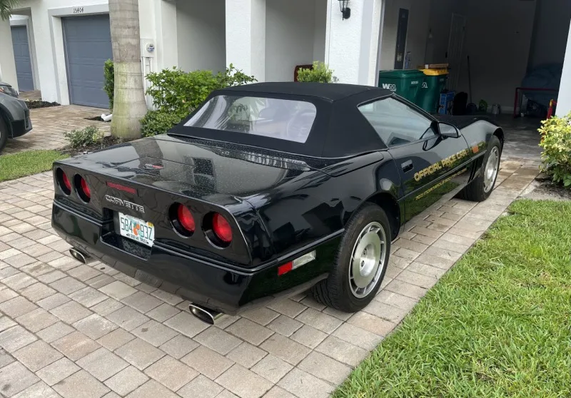 Chevrolet Corvette OFFICIAL PACE CAR L98 1986