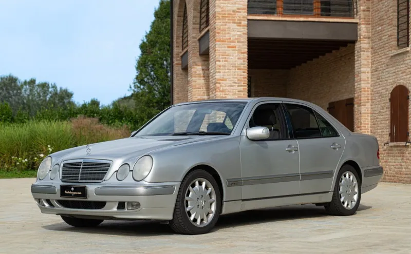 Mercedes-Benz E E430 V8 2000