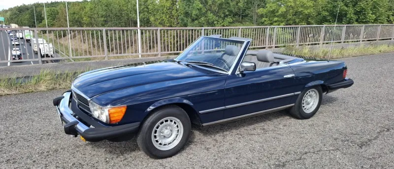 Mercedes-Benz 380 W107 1984