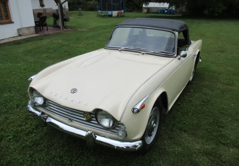 Triumph TR4 TR4A IRS 1964